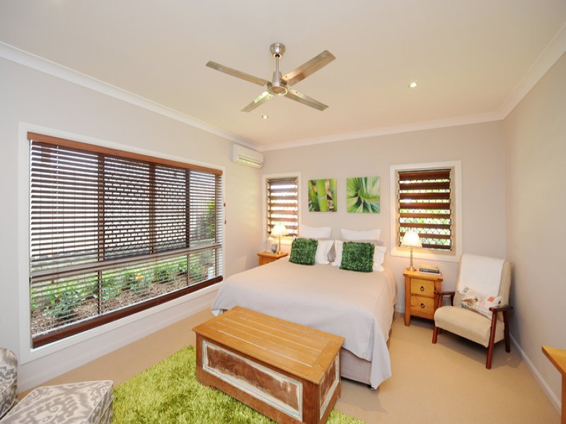32 Wyara Close, Clinton QLD 4680