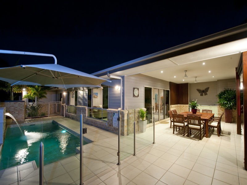 32 Wyara Close, Clinton QLD 4680