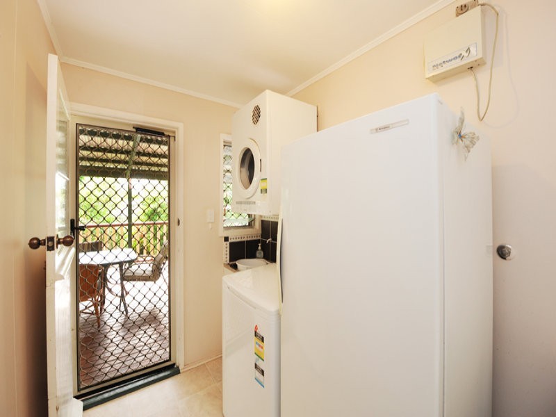 9 Aspland Street, Clinton QLD 4680