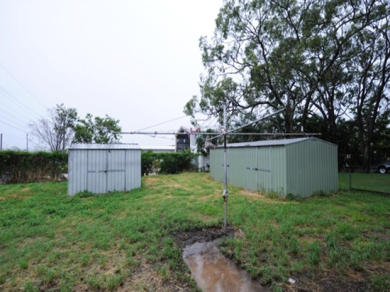 23 Larsen Street, West Gladstone QLD 4680