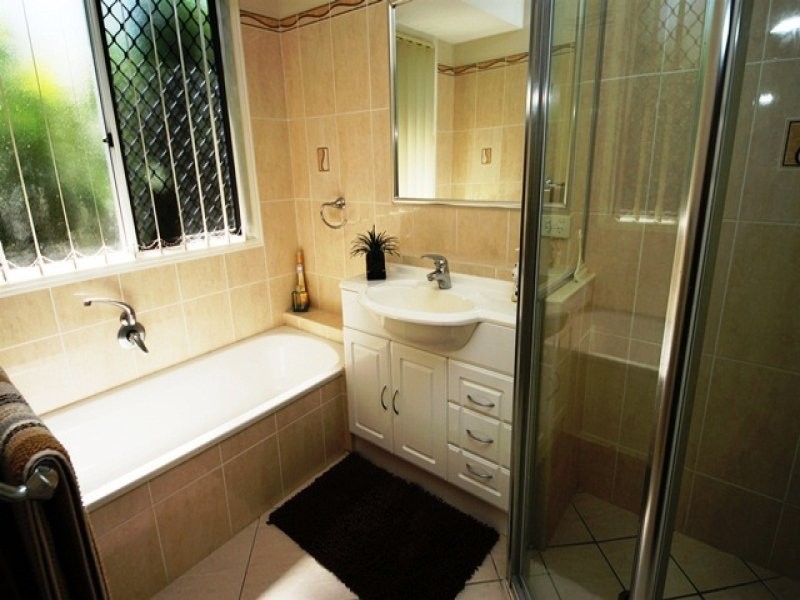 12 Dolphin Terrace, South Gladstone QLD 4680