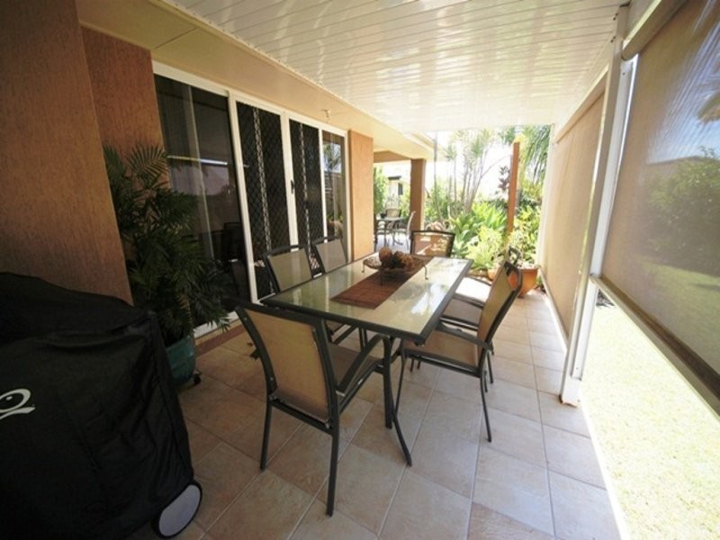 12 Dolphin Terrace, South Gladstone QLD 4680