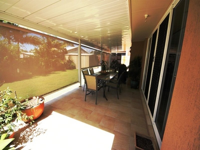 12 Dolphin Terrace, South Gladstone QLD 4680