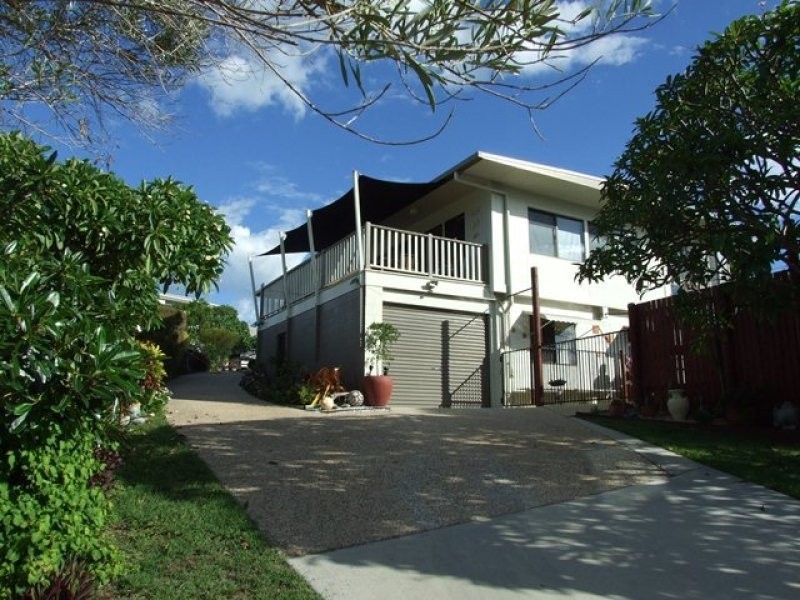 9 Pacific Avenue, Tannum Sands QLD 4680
