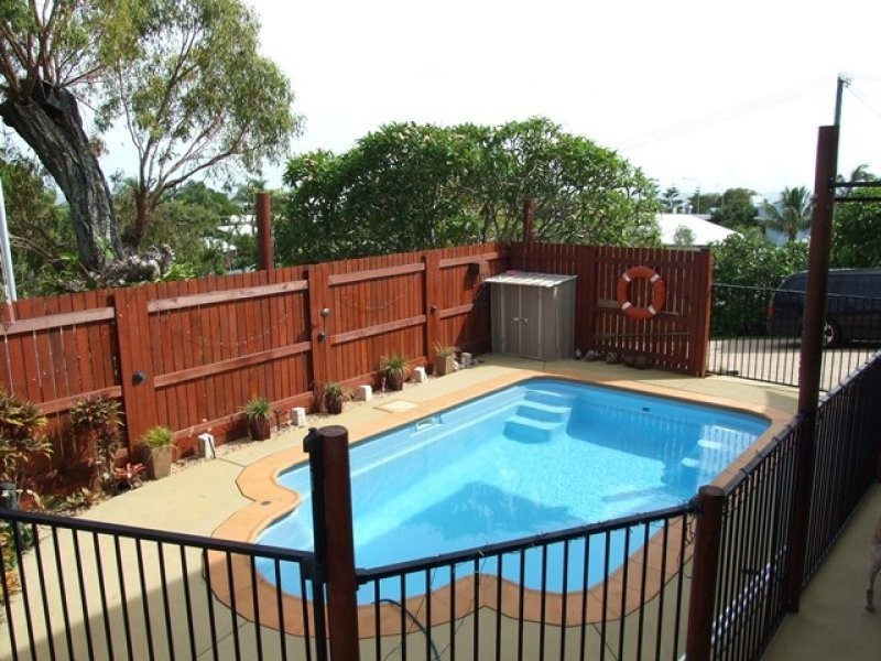 9 Pacific Avenue, Tannum Sands QLD 4680