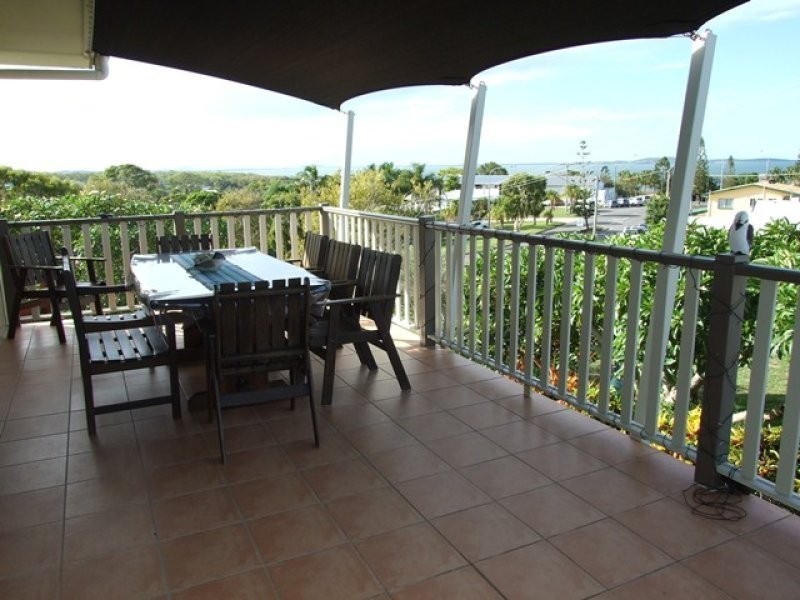 9 Pacific Avenue, Tannum Sands QLD 4680