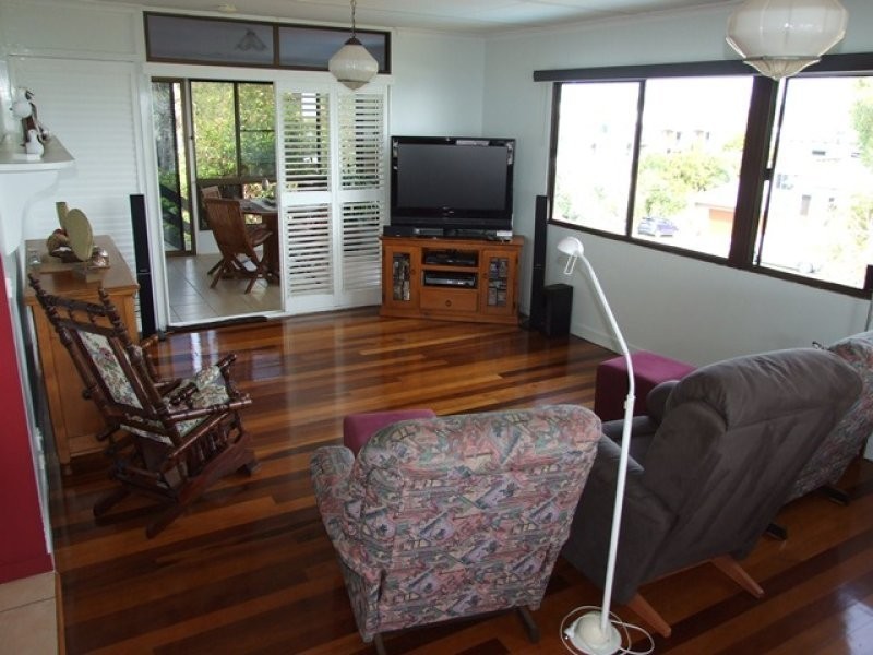 9 Pacific Avenue, Tannum Sands QLD 4680