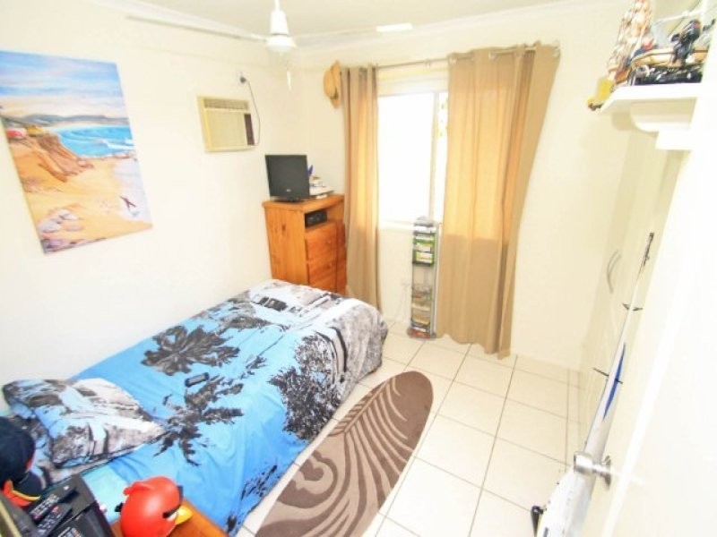 9 Emmadale Drive, New Auckland QLD 4680