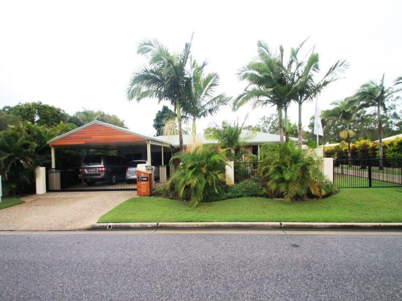 9 Emmadale Drive, New Auckland QLD 4680