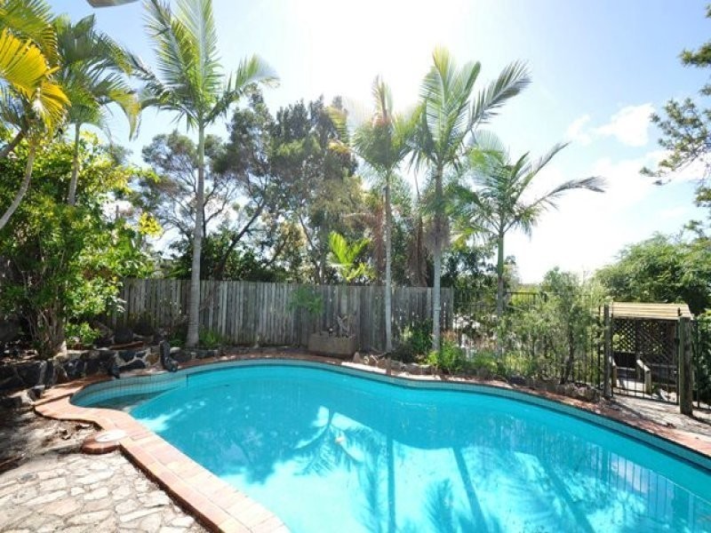 7 Jacaranda Court, New Auckland QLD 4680
