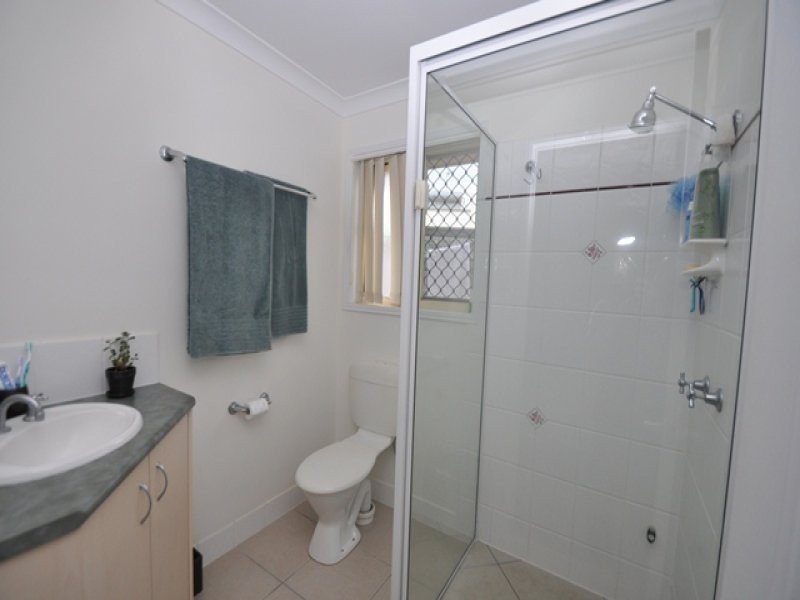 1 Beezley Street, Glen Eden QLD 4680