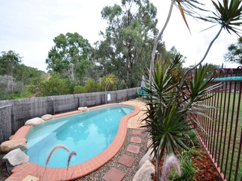 1 Beezley Street, Glen Eden QLD 4680