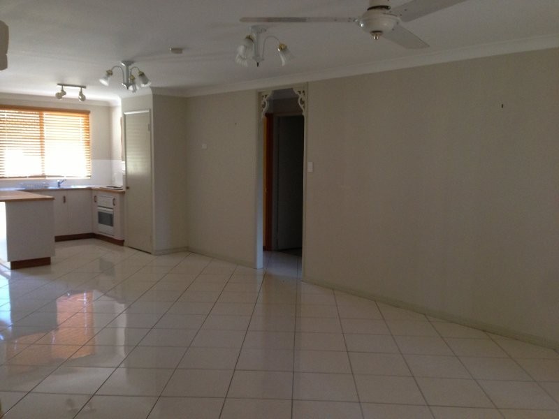 4/21 Shaw Street, New Auckland QLD 4680