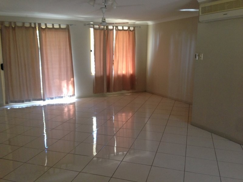 4/21 Shaw Street, New Auckland QLD 4680