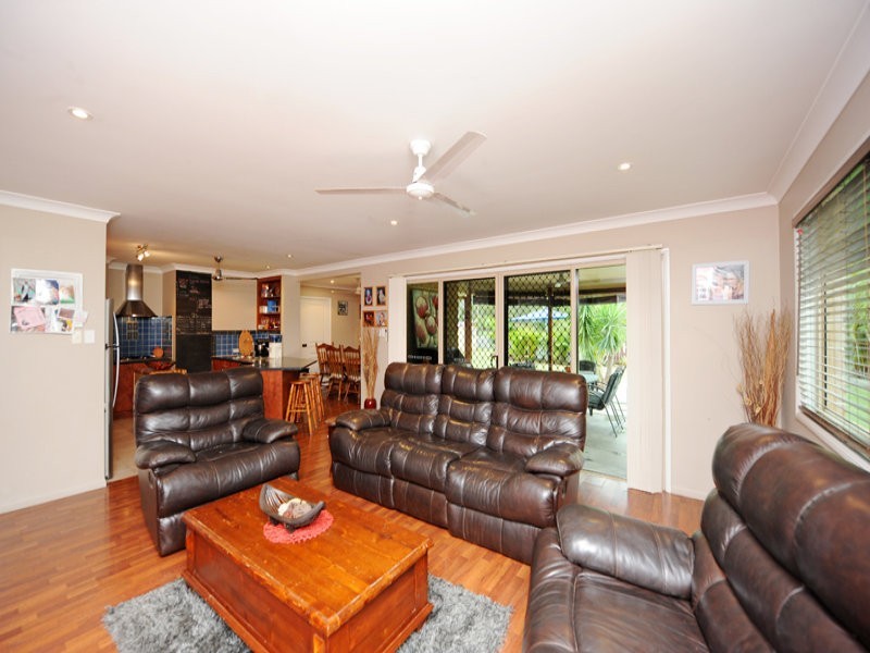 46 Parksville Drive, New Auckland QLD 4680