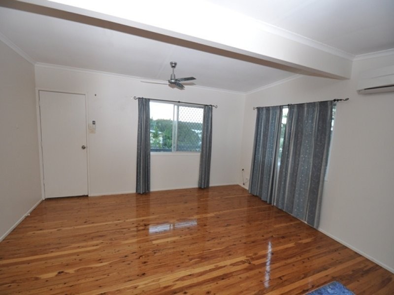 9 Sayre Crescent, Boyne Island QLD 4680