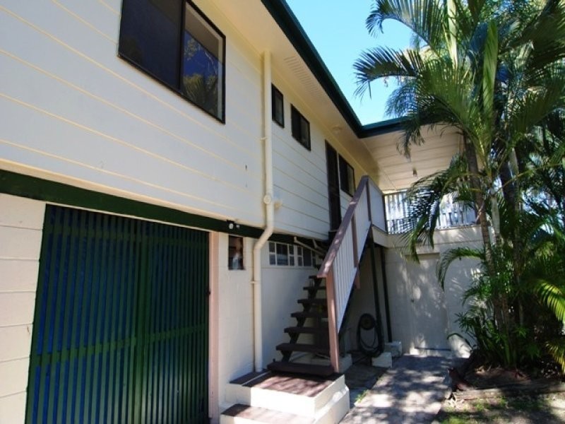 65 Elizabeth Street, South Gladstone QLD 4680