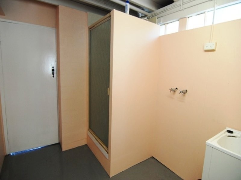 65 Elizabeth Street, South Gladstone QLD 4680