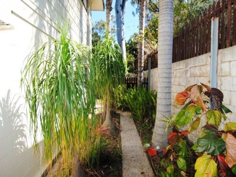 65 Elizabeth Street, South Gladstone QLD 4680