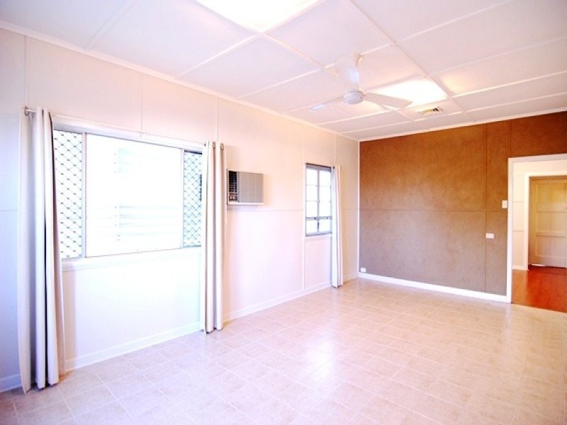 10 Bonar Street, South Gladstone QLD 4680