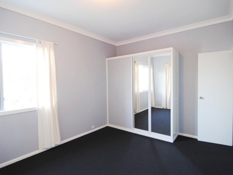 10 Bonar Street, South Gladstone QLD 4680