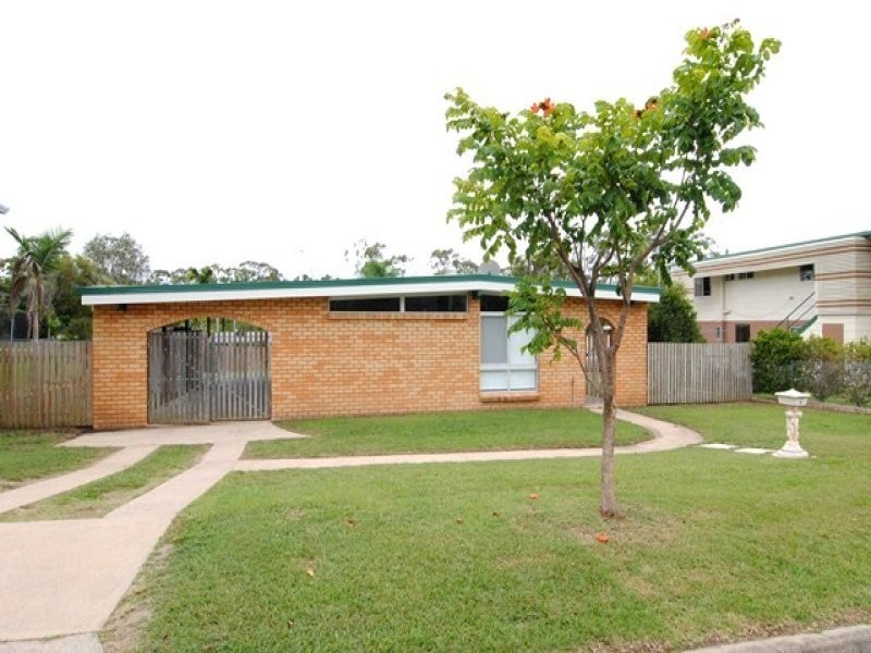 9 Mars Crescent, Telina QLD 4680