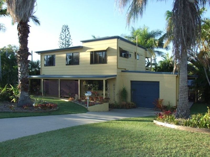 15 Pacific Avenue, Tannum Sands QLD 4680