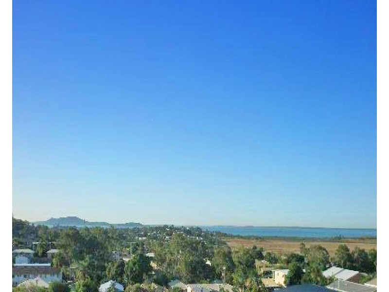 31 Agnes Street, South Gladstone QLD 4680