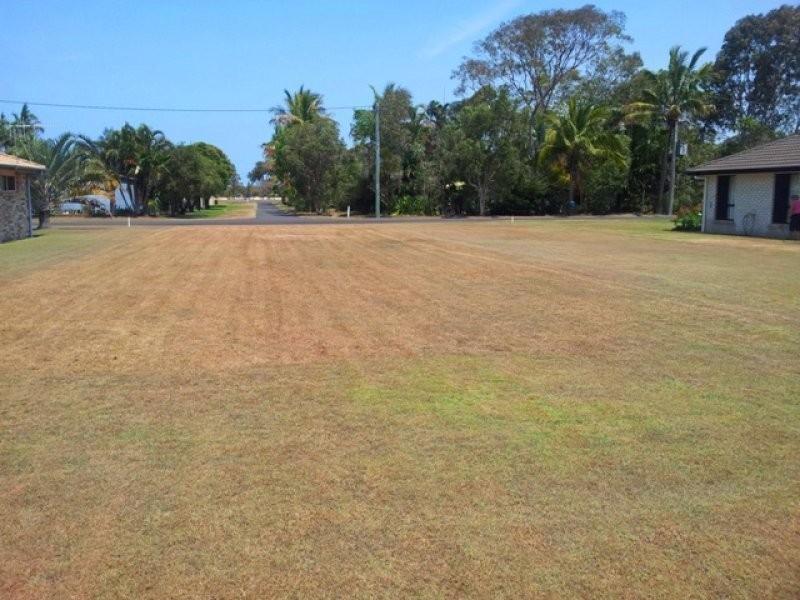 9 Mitchell Street, Elliott Heads QLD 4670