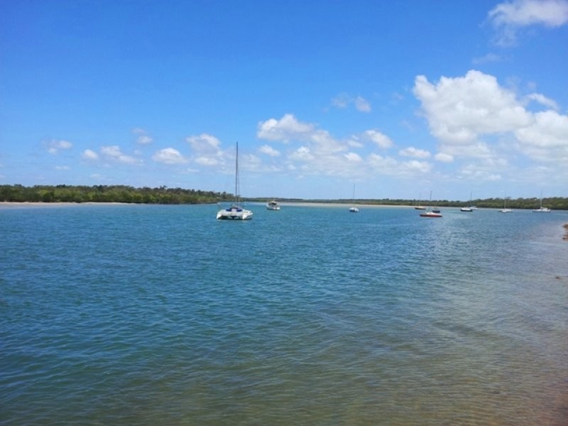 9 Mitchell Street, Elliott Heads QLD 4670