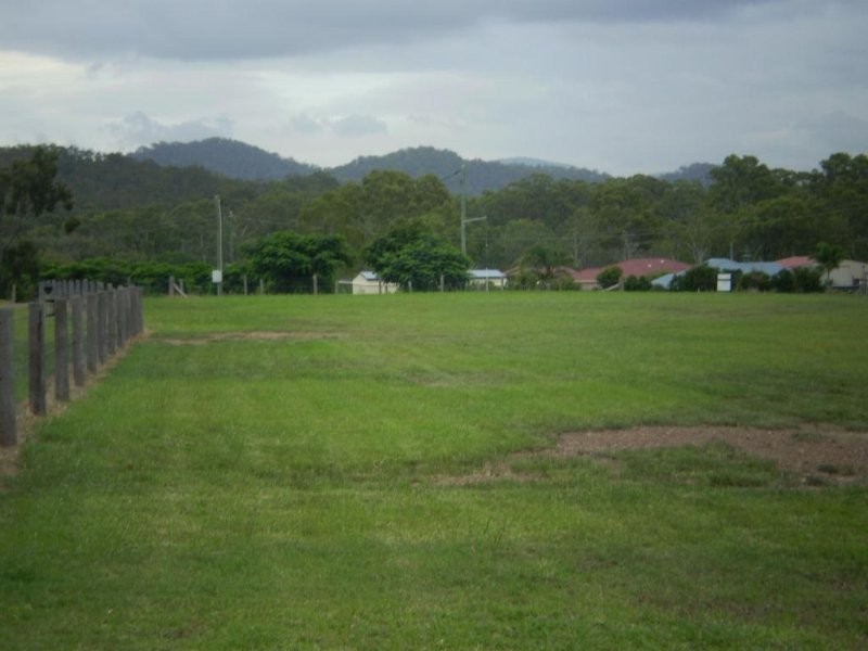 14 Ambrose Lane, Beecher QLD 4680