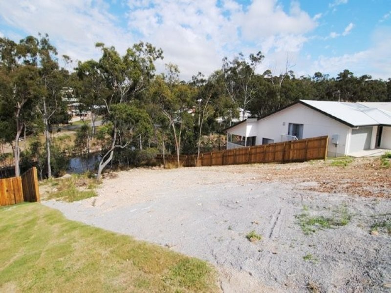 11 Ouston Place, South Gladstone QLD 4680