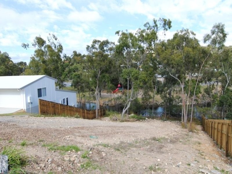 11 Ouston Place, South Gladstone QLD 4680