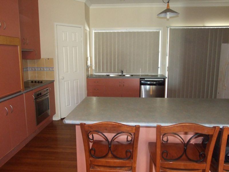 60 Witney Street, Telina QLD 4680