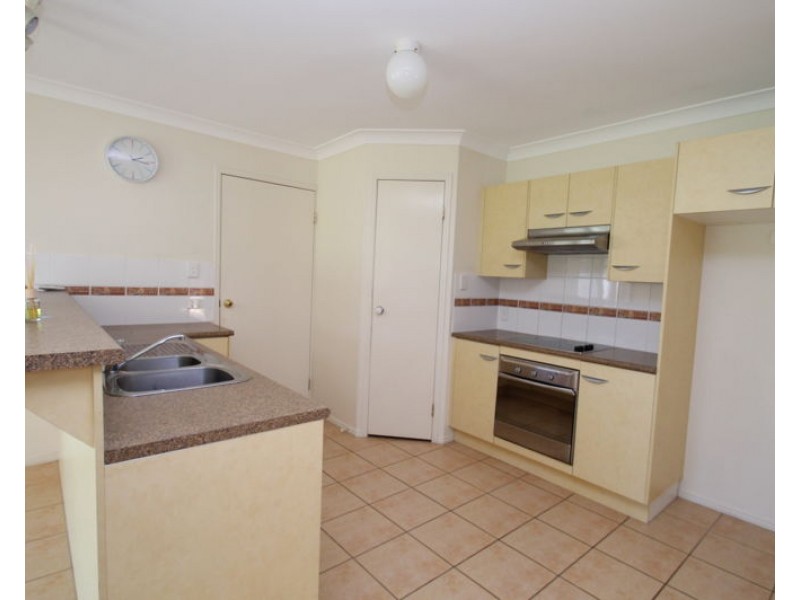 48 Emmadale Drive, New Auckland QLD 4680