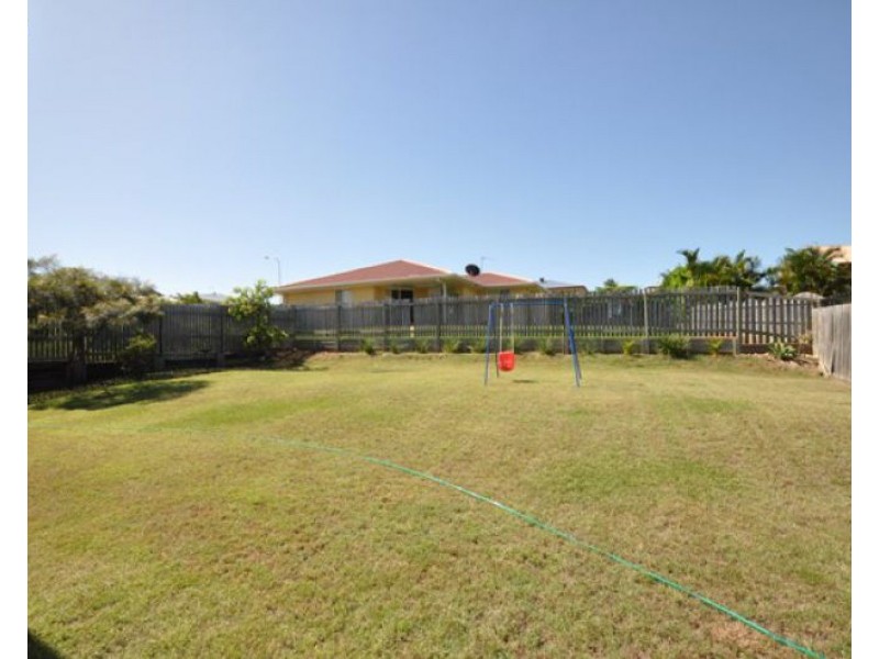 48 Emmadale Drive, New Auckland QLD 4680