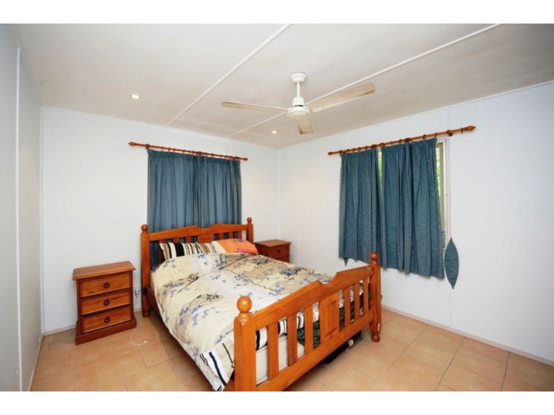 19 Pershouse Street, Barney Point QLD 4680