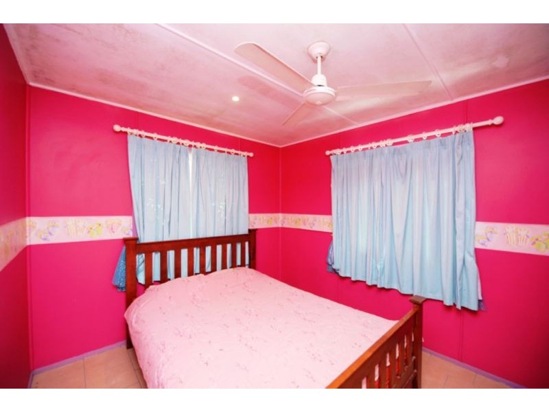 19 Pershouse Street, Barney Point QLD 4680