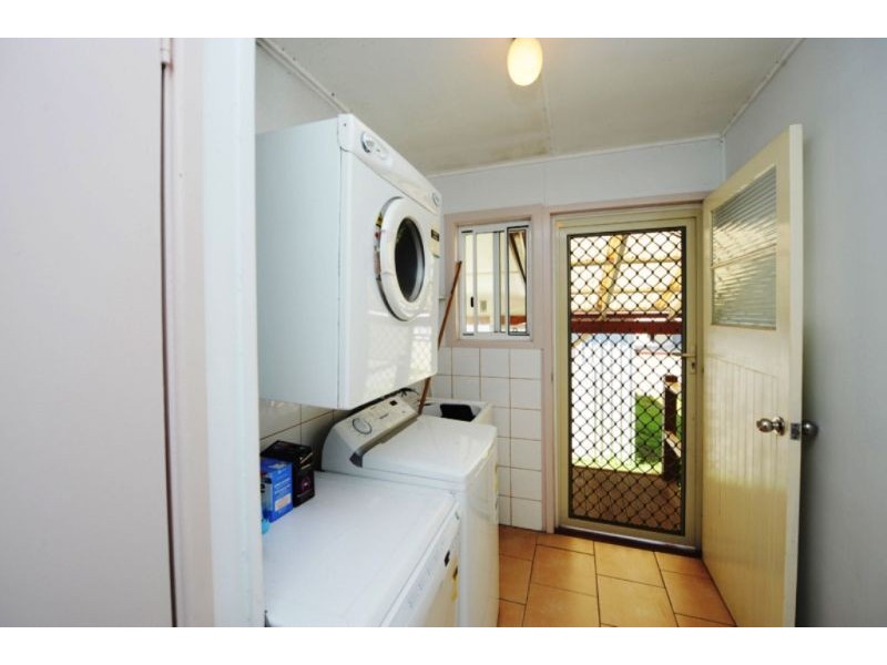 19 Pershouse Street, Barney Point QLD 4680
