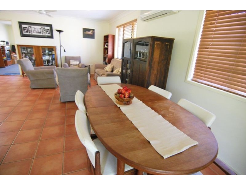 14 Panorama Court, Glen Eden QLD 4680