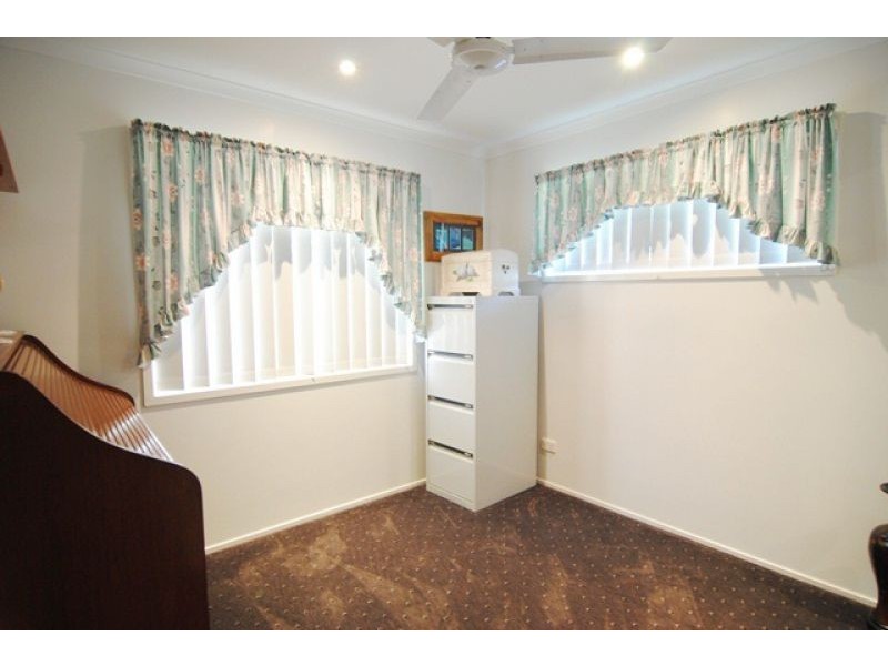 21 Ellington Street, New Auckland QLD 4680