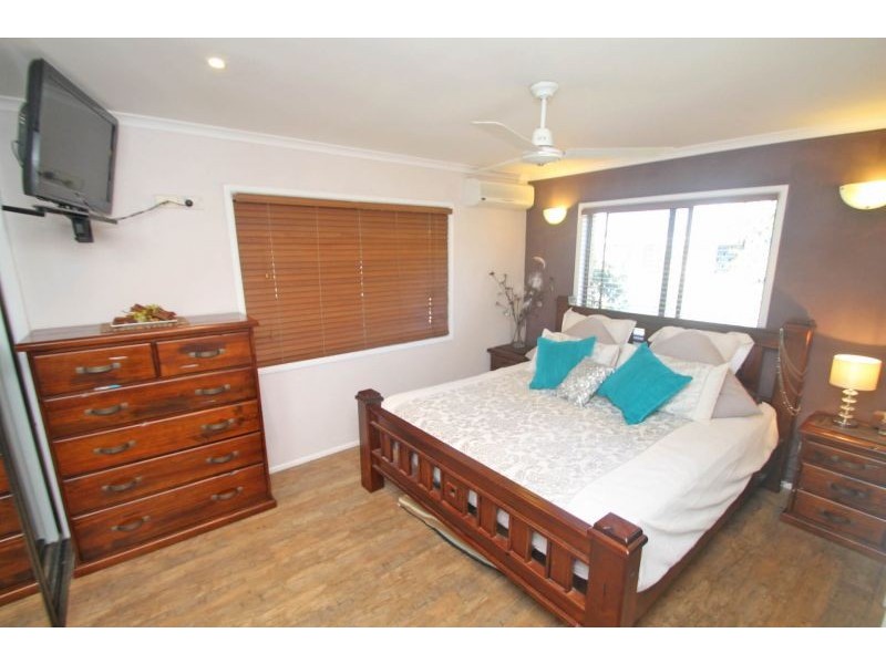 15 Intrepid Street, Clinton QLD 4680