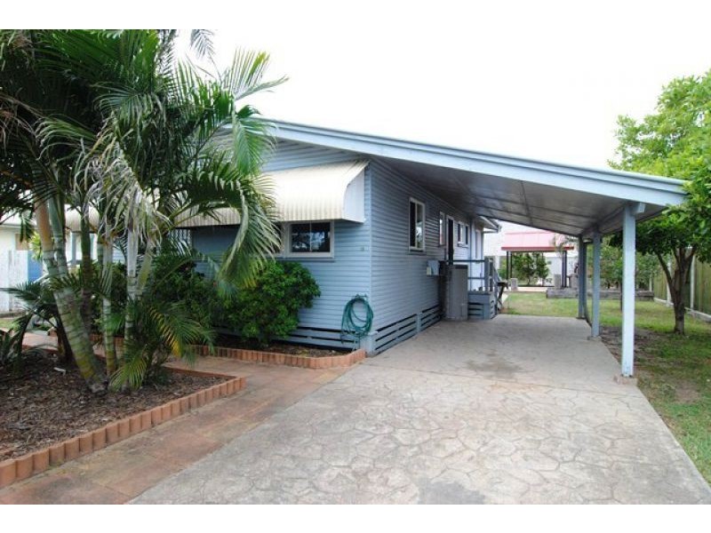 19 Moura Cres, Barney Point QLD 4680