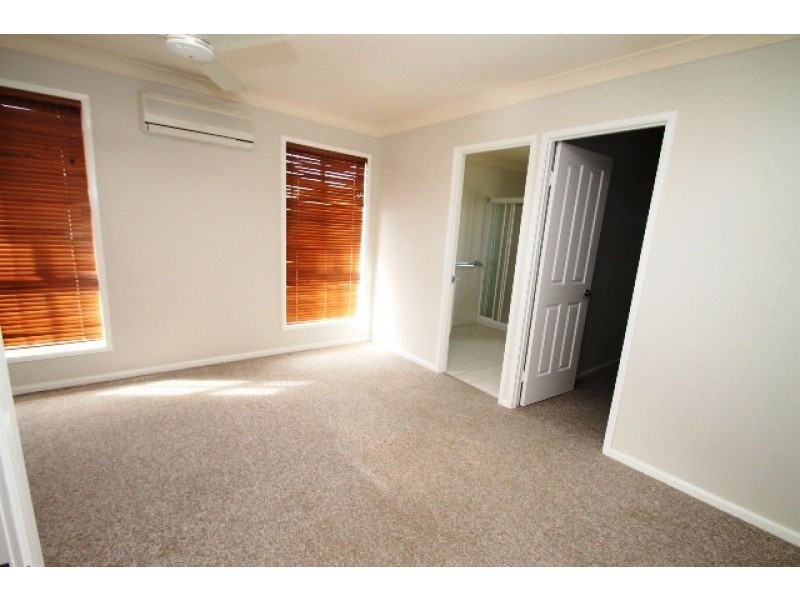 41 Clarance Drive, New Auckland QLD 4680