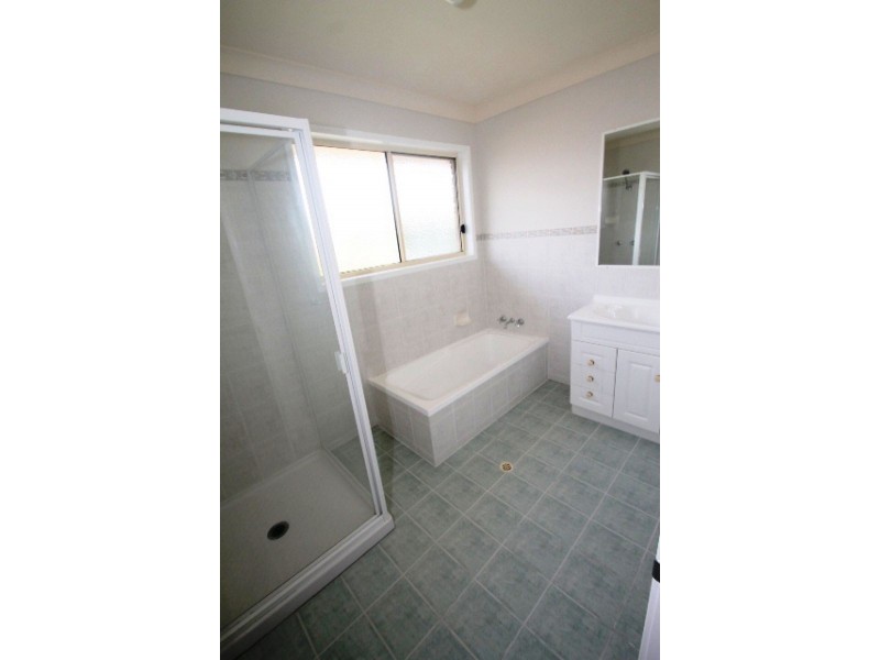 41 Clarance Drive, New Auckland QLD 4680