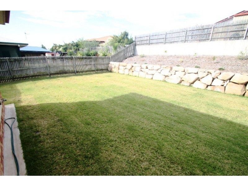 41 Clarance Drive, New Auckland QLD 4680