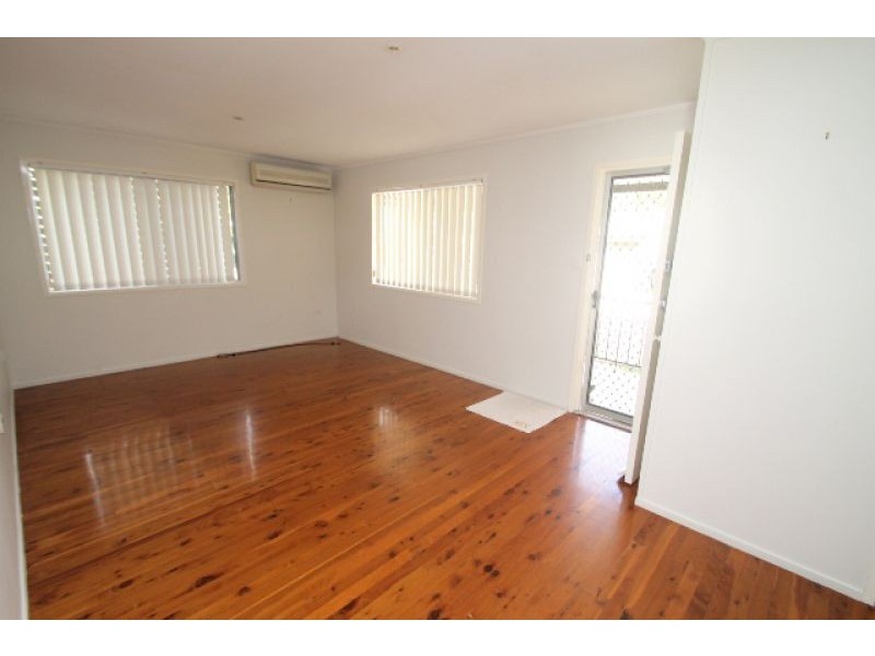 35 John Dory Drive, Toolooa QLD 4680