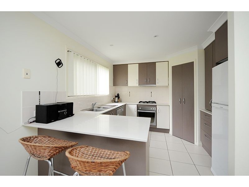 2/57 Barney Street, Barney Point QLD 4680