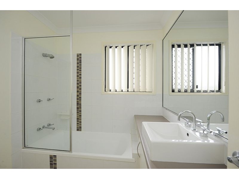 2/57 Barney Street, Barney Point QLD 4680