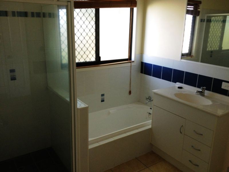 7 Walnut Street, New Auckland QLD 4680